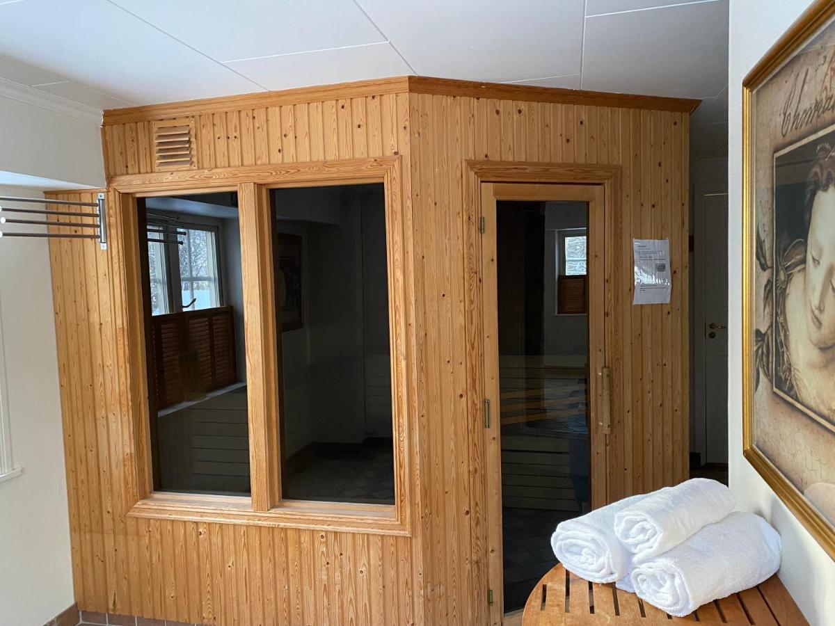 Apertins Hotell Kil ภายนอก รูปภาพ